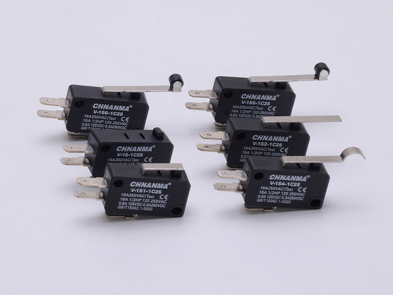 V15小型微動開關